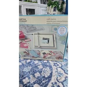 Martha Stewart Craft Station LED Light Table Embossing Tool Nib New